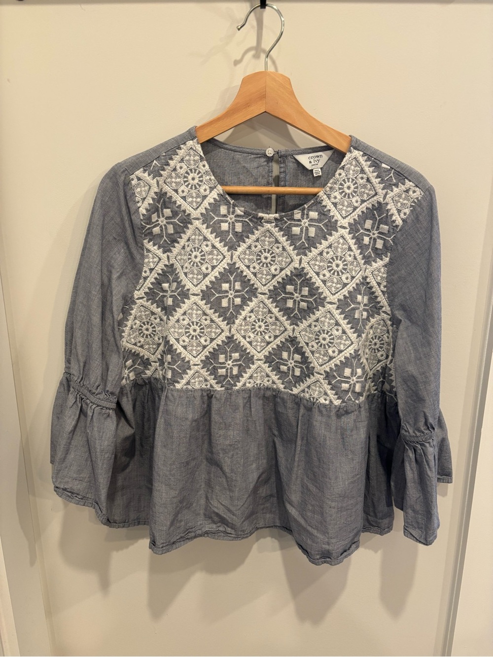 crown & ivy Blue Embroidered Peasant Blouse